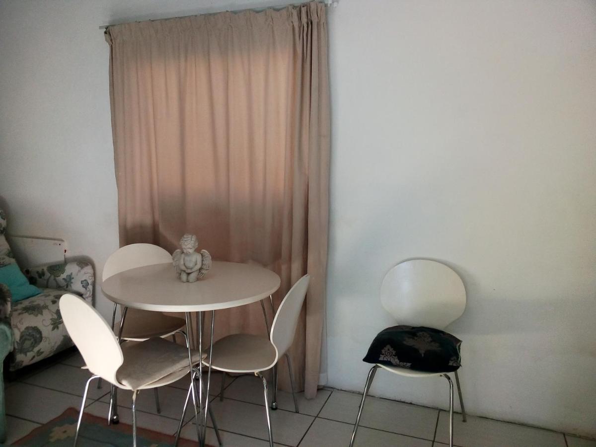 Ferienwohnung 36 Df Strauss Street Kleinmond Exterior foto